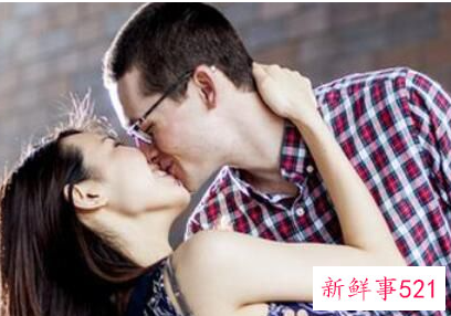 男生接吻的时候会想什么