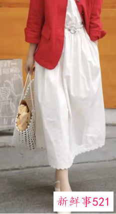 里面穿连衣裙外面穿什么