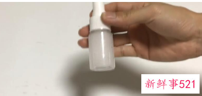 磨砂皮鞋子上油渍怎么清洗