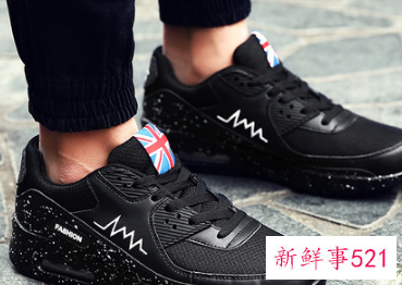 男士黑色鞋配什么裤子好看