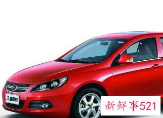 梦见坐在小汽车里