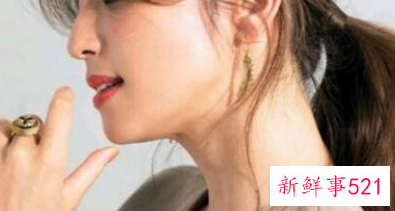 配饰与服装的搭配原则