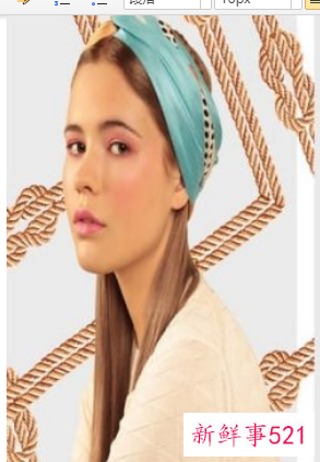 小丝巾简单的系法