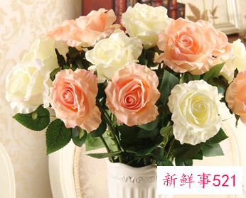 餐桌上放什么花寓意好