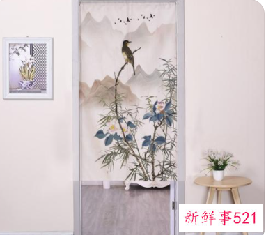 卧室门帘挂什么图案好