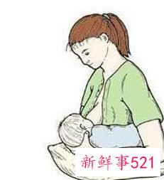 抱娃吃奶的正确姿势