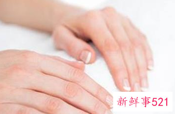 手指色素沉淀怎么办