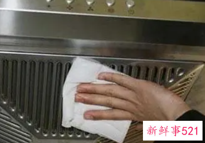 厨房的老油味特别重怎么去除