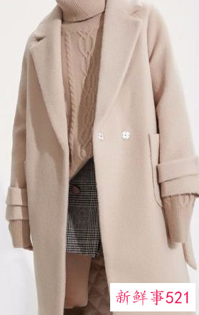 大衣搭配连衣裙