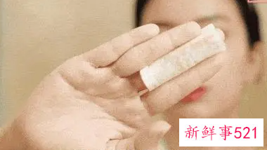 打了粉底怎么卸妆