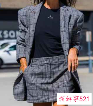 现在女孩流行的裙子有什么