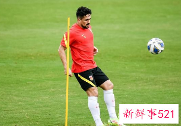 洛国富或留巴西踢球签约巴乙