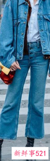 浅蓝牛仔外套搭配