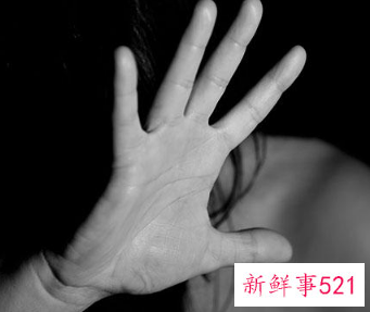 压抑自己的情绪是什么意思