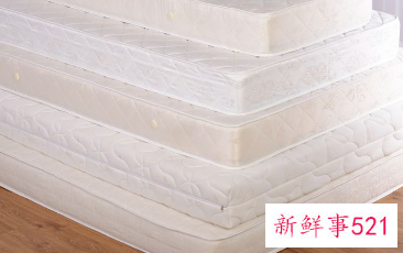 乳胶床垫上面铺什么好