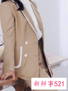 45岁的女人穿什么颜色的衣服好看