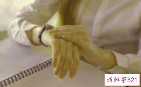 白领吃这些食物可以补血润燥