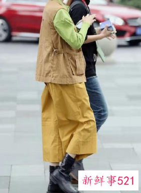 女生冬季酷酷的穿搭