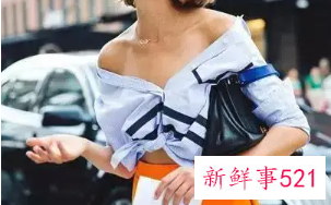 吊带背心里面穿什么内衣