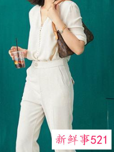 黄皮穿什么颜色的衣服最显白