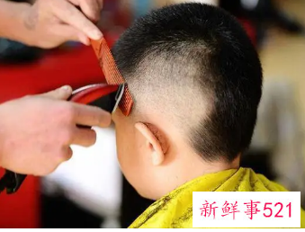 新生儿多长时间理发合适