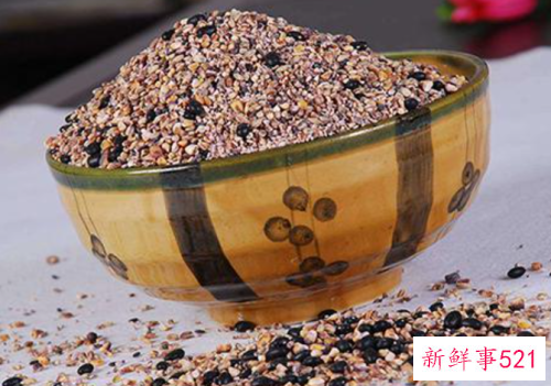 五谷杂粮养生粥的功效