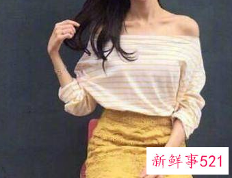 一字裙搭配什么上衣好看