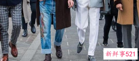 商务休闲皮鞋配什么裤子