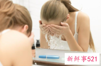 如何给皮肤补水呢