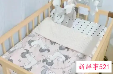 把婴儿放到床上的方法