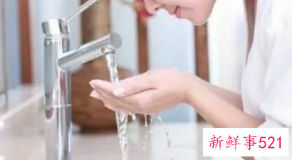 保湿水和保湿乳液正确使用方法