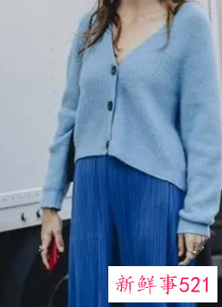 45岁的女人穿什么颜色的衣服好看