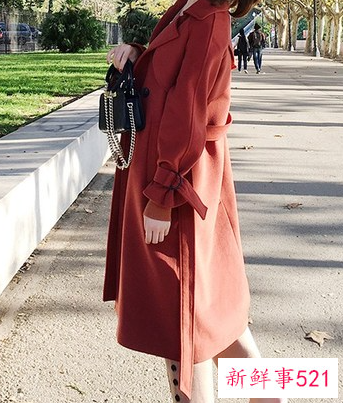 大衣腰带怎么系好看