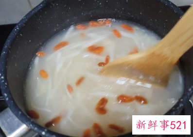 西米银耳羹做法