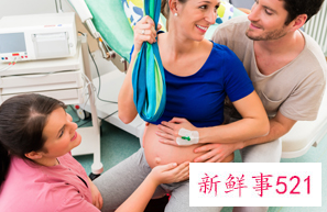 顺产时穿什么进产房