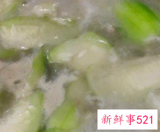 竹笙丝瓜瘦肉汤