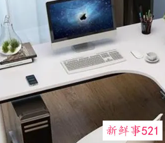 电脑桌摆放在哪可以带来好运