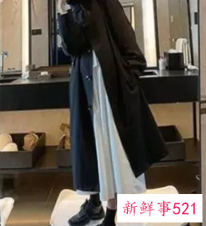 里面穿连衣裙外面穿什么