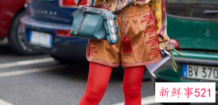 碎花衬衫的各种搭配