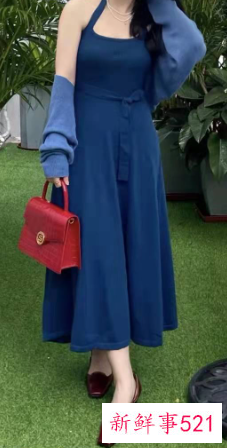 里面穿连衣裙外面穿什么