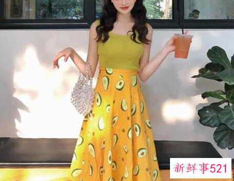 黄皮肤女生适合穿什么衣服