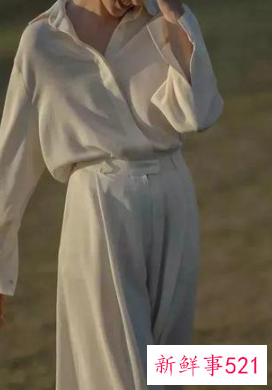 黄皮穿什么颜色的衣服最显白