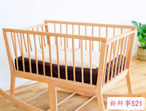 婴儿睡什么床垫比较好