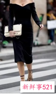 修身连衣裙搭什么外套