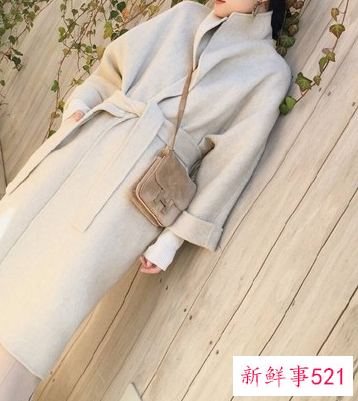 大衣腰带怎么系好看