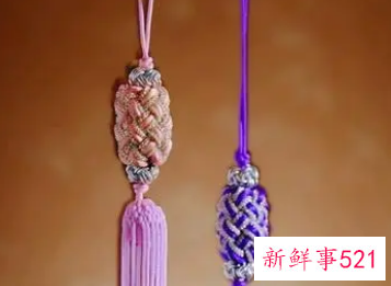 现代男女交换定情信物