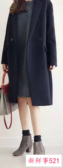 大衣搭配连衣裙