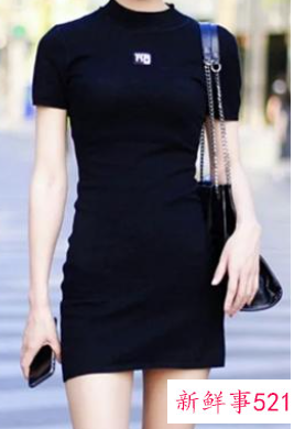 夏季穿白色还是黑色