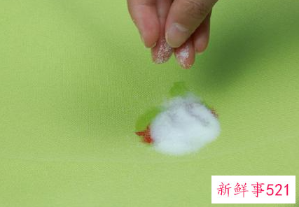 床单上的血渍怎样清除