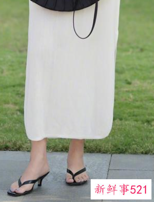 夏天穿什么凉鞋好